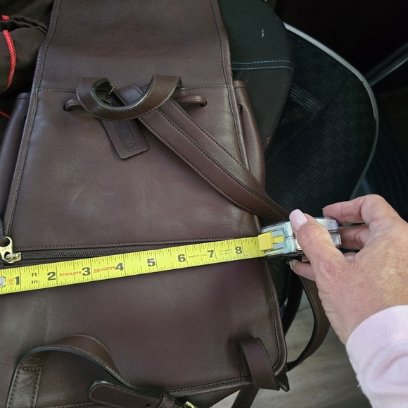 VINTAGE COACH DARK BROWN SOFT LEATHER DAY BACKPACK, EXCELLENT USED CONDITION - Picture 12 of 13